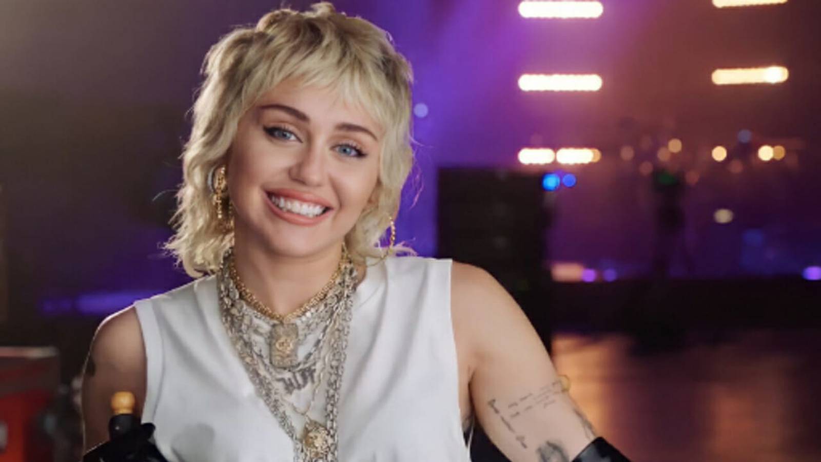 Veja 5 Curiosidades Sobre Miley Cyrus Nova Mulher