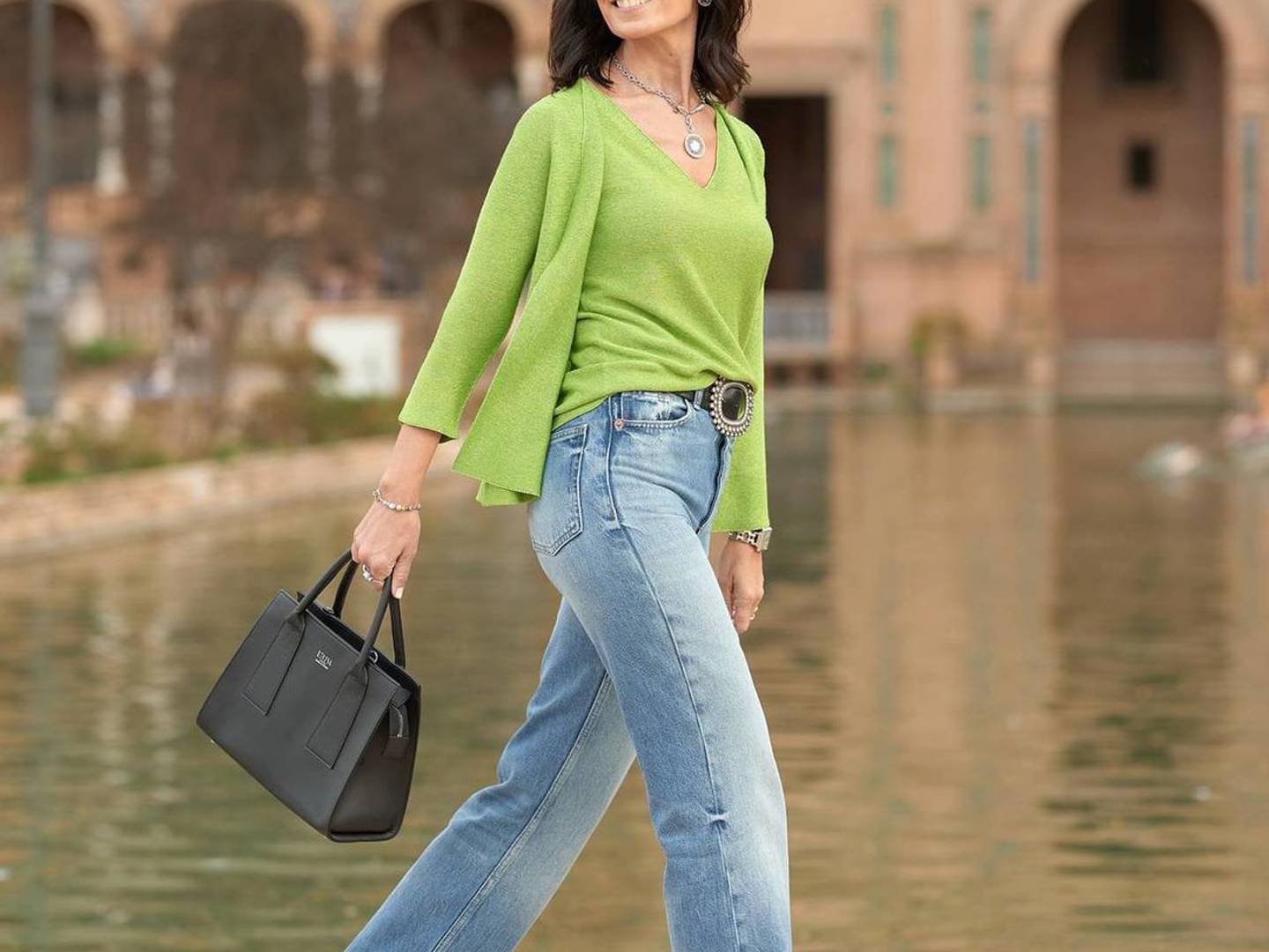 Como se vestir sempre elegantemente com jeans: looks básicos fáceis de  copiar para quem já passou dos 60 – Nova Mulher