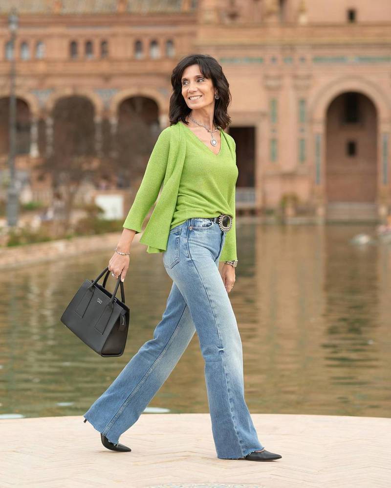 Como se vestir sempre elegantemente com jeans: looks básicos