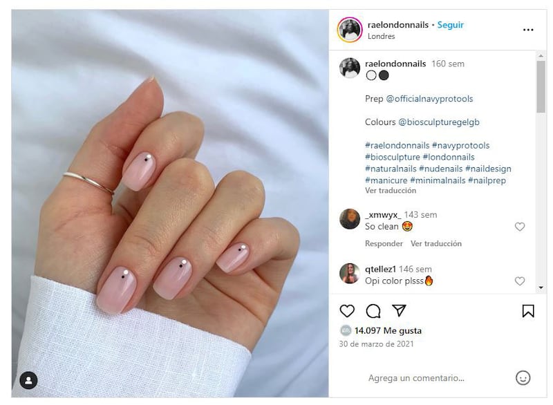 Las manicuras minimalistas son atemporales y perfectas para mujeres elegantes