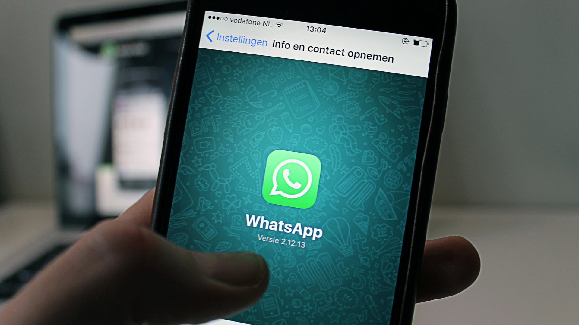WhatsApp implementaría nuevos temas de chat predeterminados