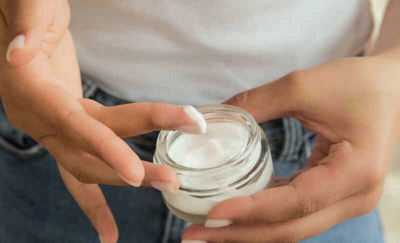 Creme hidratante caseiro com arroz para ter uma pele mais jovem em passos simples