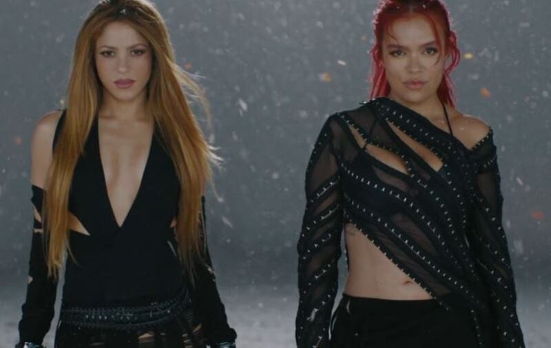 Shakira y Karol G en 'TQG' (Foto: Captura de YouTube)