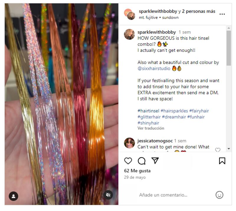 El ‘hair tinsel’ es el último accesorio en causaro furor en TikTok