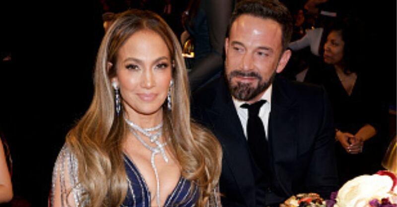 JLo y le pidió a Ben Affleck que dejase de poner gestos de aburrimiento en los Grammy