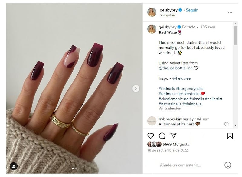 Las 'black cherry nails' son una manicura básica, pero no menos elegante del otoño