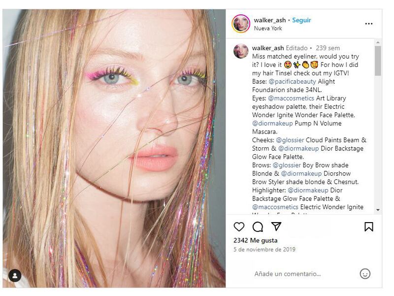 El ‘hair tinsel’ es el último accesorio en causaro furor en TikTok