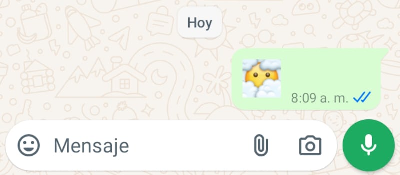 El emoji de cara en las nubes es uno de los más confusos que hay en WhatsApp