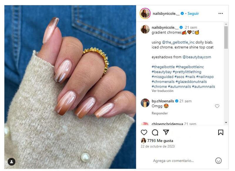 Las uñas chrombré son la última tendencia en cuanto a manicura para primavera-verano 2024