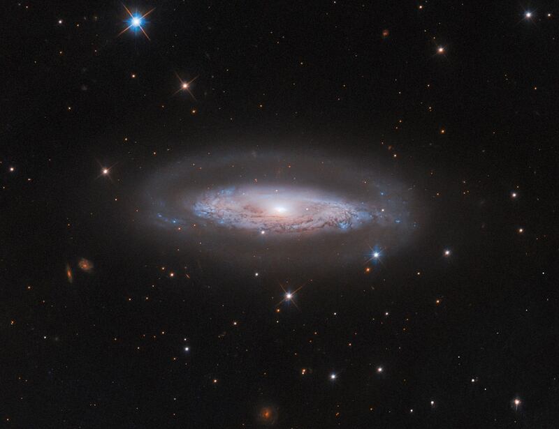 La galaxia espiral activa IC 4709 Foto Hubble NASA ESA