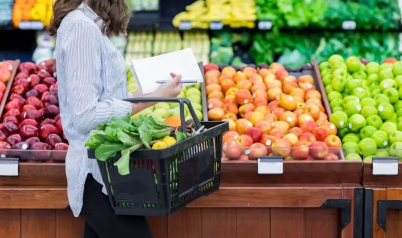 Ingerir alimentos frescos ayuda a evitar el daño renal.